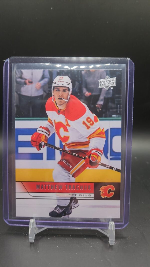 2021-22 Upper Deck Extended Series 2006-07 Upper Deck Retro T-10 Matthew Tkachuk