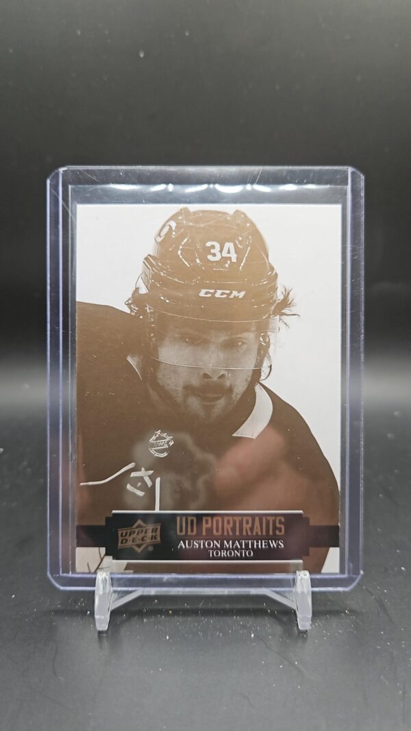 2021-22 Upper Deck Series 1 UD Portraits Auston Matthews #P-29 Toronto Leafs