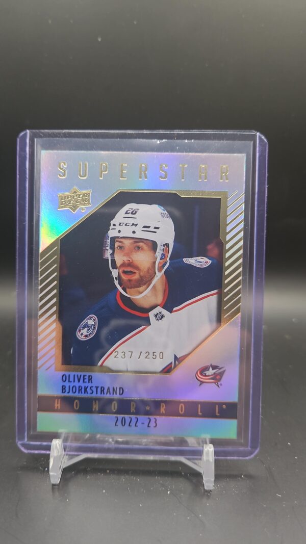 2022-23 Upper Deck Honor Roll Superstar #HR-29 Oliver Bjorkstrand #/250