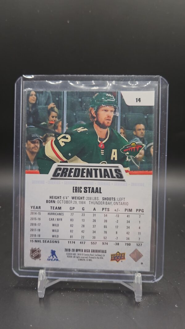 2019-20 Upper Deck Credentials Eric Staal Gold /199 #14 Minnesota Wild - Image 2