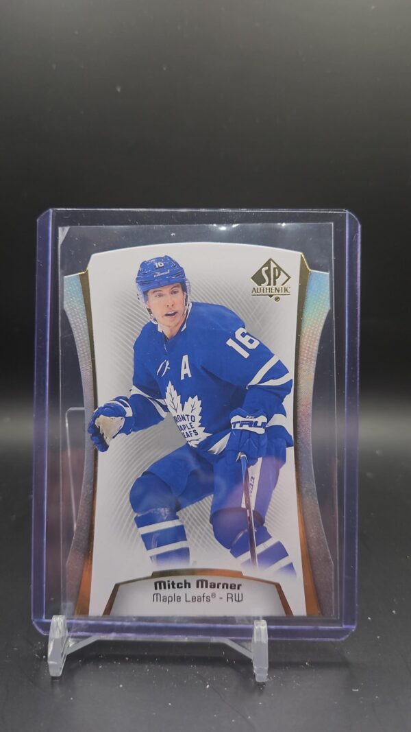 2021-22 Sp Authentic die cut Mitch Marner #DC-8
