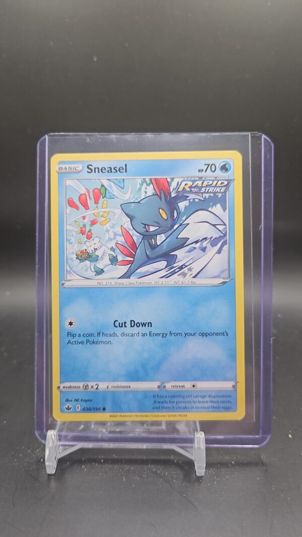 Sneasel Chilling Reign common Pokémon TCG card