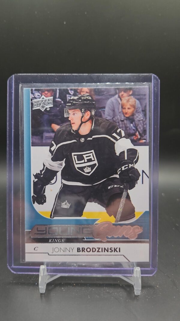 2017-18 Upper Deck Series 1 Young Guns Jonny Brodzinski #231