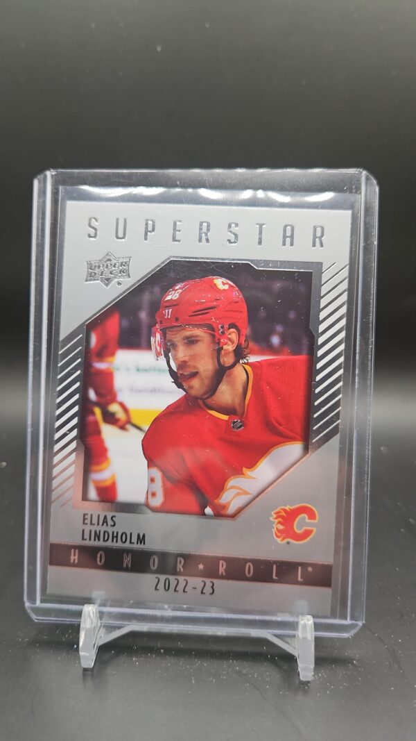 2022-23 Upper Deck UD Series 1 Superstar Honor Roll HR-47 Elias Lindholm