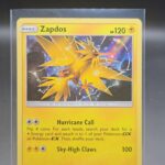 Pokémon Card Zapdos 24/68 Holo Rare Hidden Fates 2019
