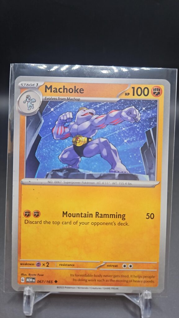 Front face of Machoke 067/165 Uncommon card from the English Pokémon Scarlet & Violet 151 base set