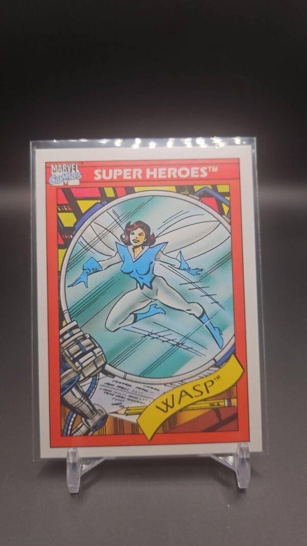 1990 Impel Marvel Universe Super Heroes The Wasp #51