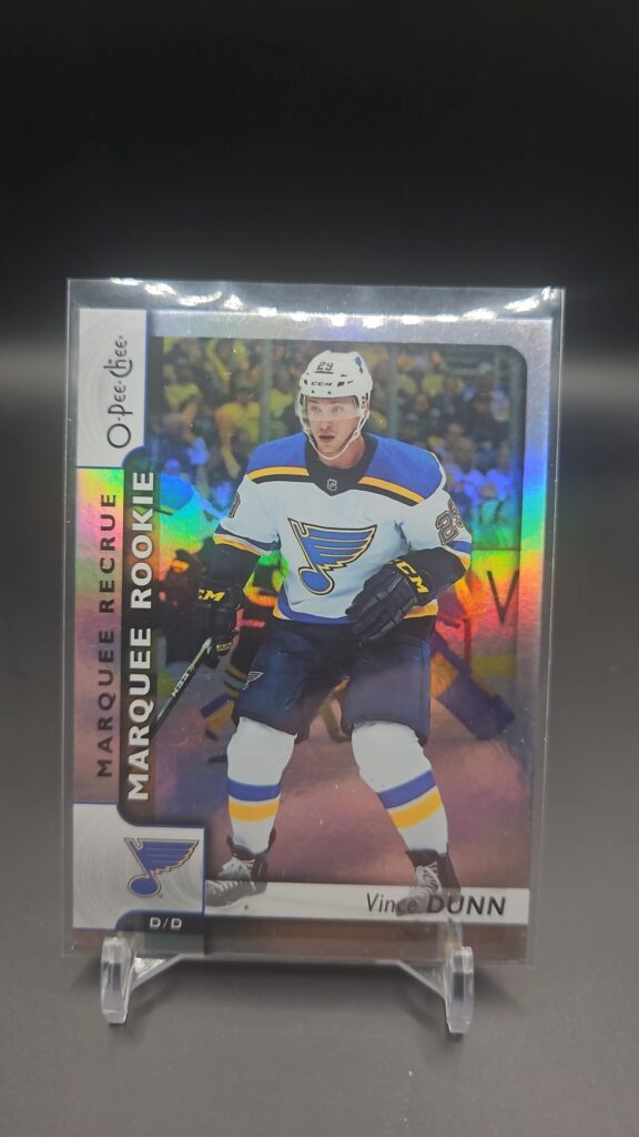 2017-18 O-Pee-Chee Rainbow Vince Dunn #635 Rookie Card