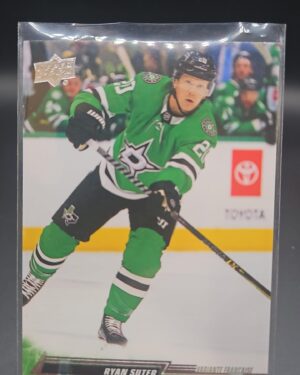 2022-23 Upper Deck Series 1 Base French Ryan Suter #62, Dallas Stars card, French parallel base card, Upper Deck hockey