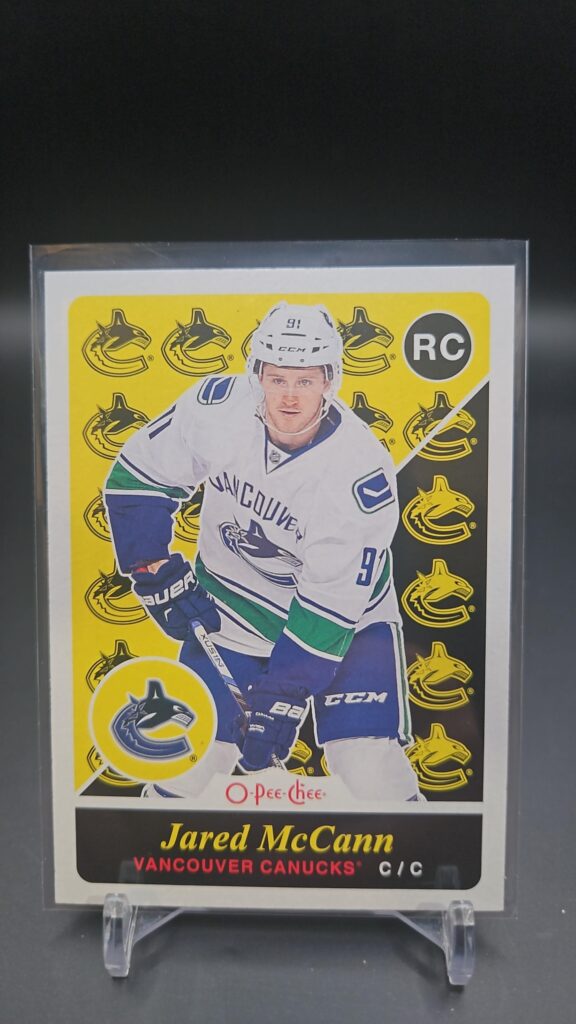 2015-16 O-Pee-Chee Update Retro Rookie Jared McCann #U32, Canucks rookie card, OPC retro rookie, NHL rookie