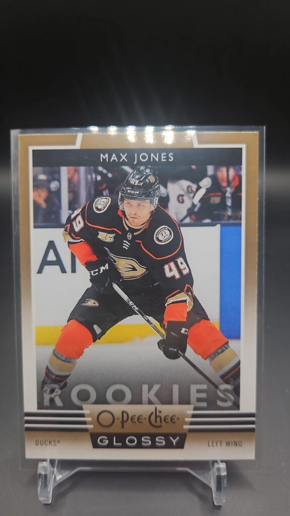 2019-20 O-Pee-Chee Glossy Rookies Copper Max Jones #R-4 Card