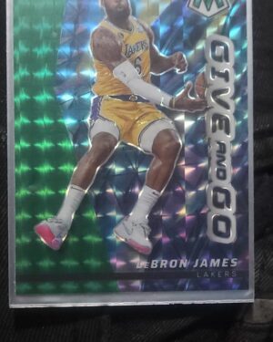 2022-23 Mosaic Lebron James Green Prizm Give And Go #3 Lakers