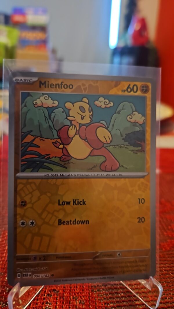 Mienfoo #96/182 SV Paradox Rift 2023 Reverse Holo Common Pokemon TCG