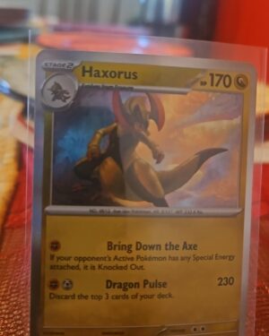 Pokemon TCG - Holo Haxorus 46/64 - Shrouded Fable 2024