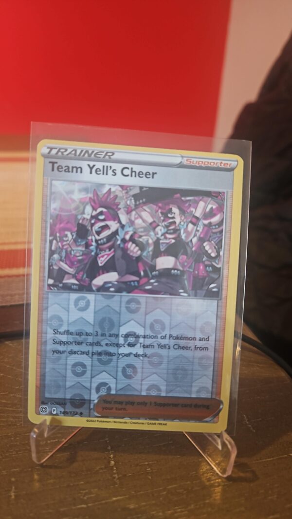Team Yells Cheer 149/172 Reverse Holo Brilliant Stars Pokemon Card NM