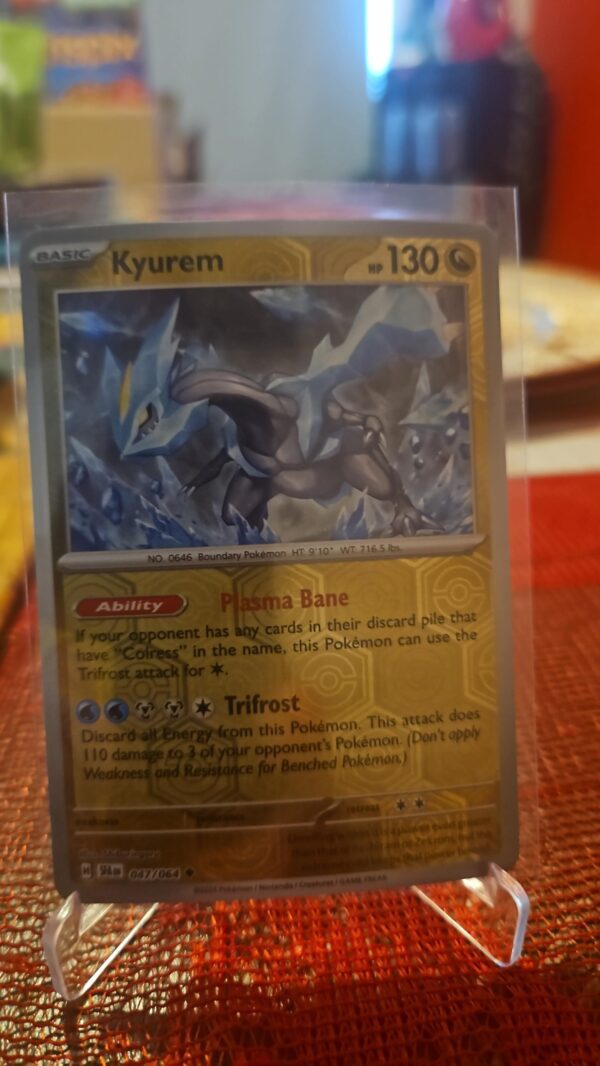 Pokemon TCG - Kyurem - Shrouded Fable 47/64 - Reverse Holo