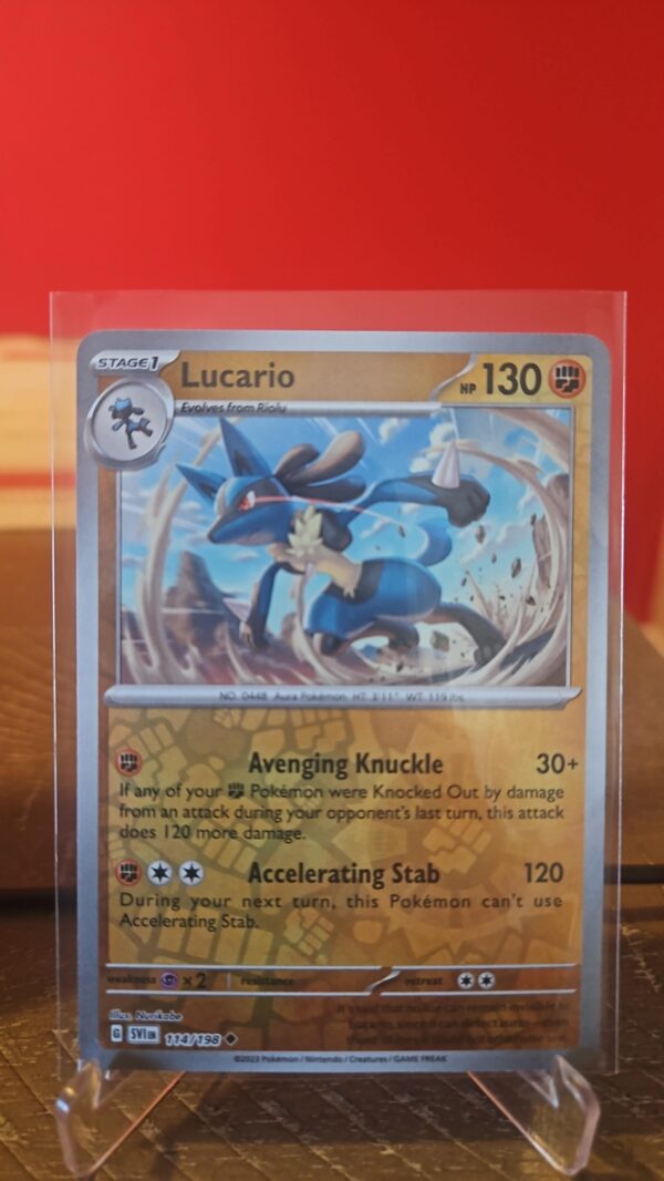 Reverse Holo Lucario 114/198 Uncommon Scarlet & Violet Base Set Pokemon TCG