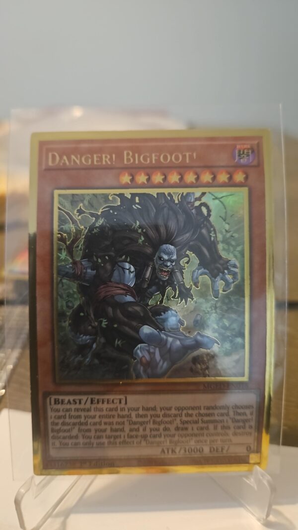 YUGIOH-DANGER! BIGFOOT!-1ST EDITION PREMIUM GOLD RARE-MGED-EN018