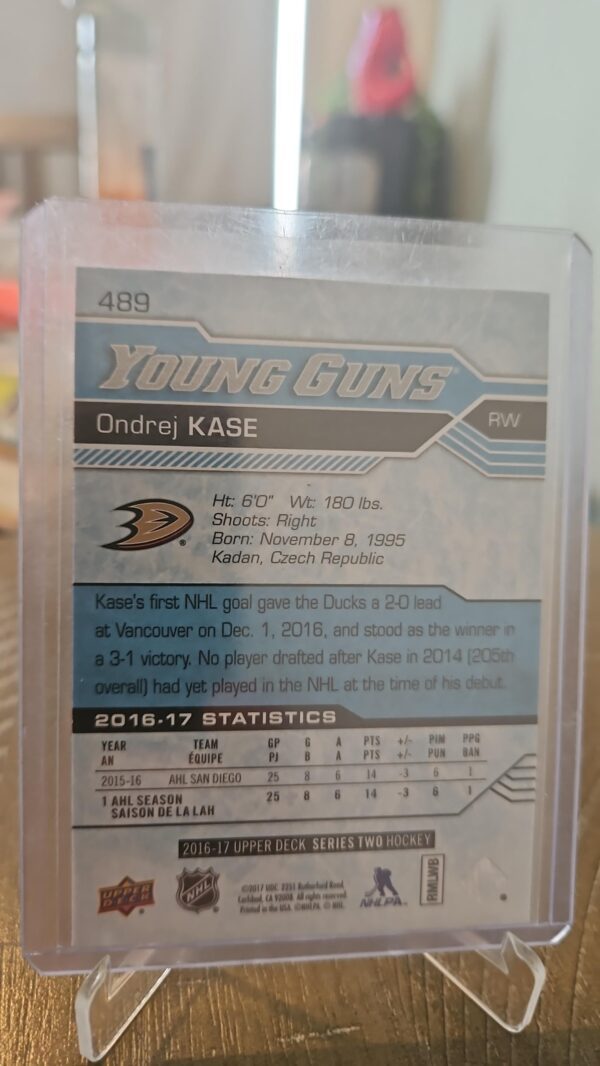 2016-17 Upper Deck Young Guns Ondrej Kase Rookie Anaheim Ducks #489 - Image 2
