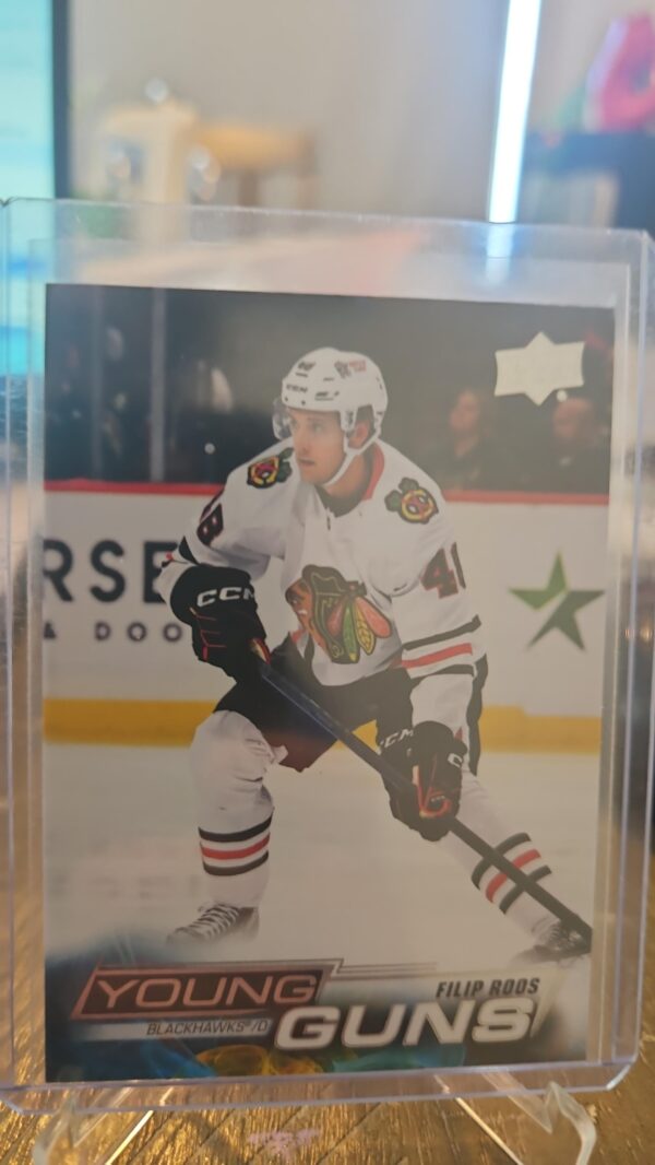 2022-23 NHL Upper Deck Series 2 Filip Roos Young Guns Blackhawks Rookie