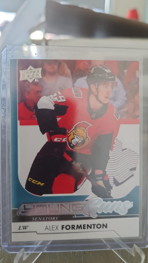 2017-18 Upper Deck Series 1 Young Guns YG Alex Formenton RC Card# 219