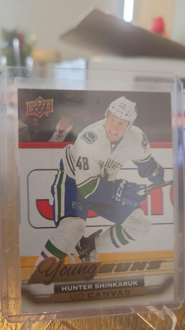 2015-16 Upper Deck UD Canvas Young Guns Hunter Shinkaruk Rookie #C224 Vancouver