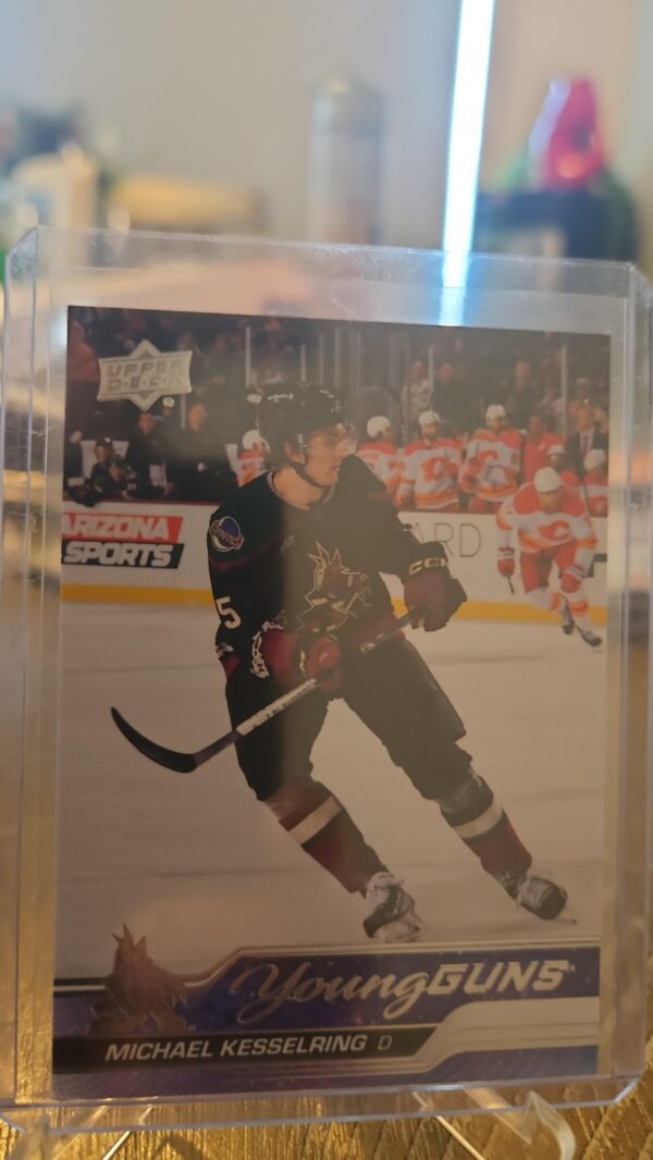 2023-24 UPPER DECK ROOKIE YOUNG GUNS # 481 MICHAEL KESSELRING RC