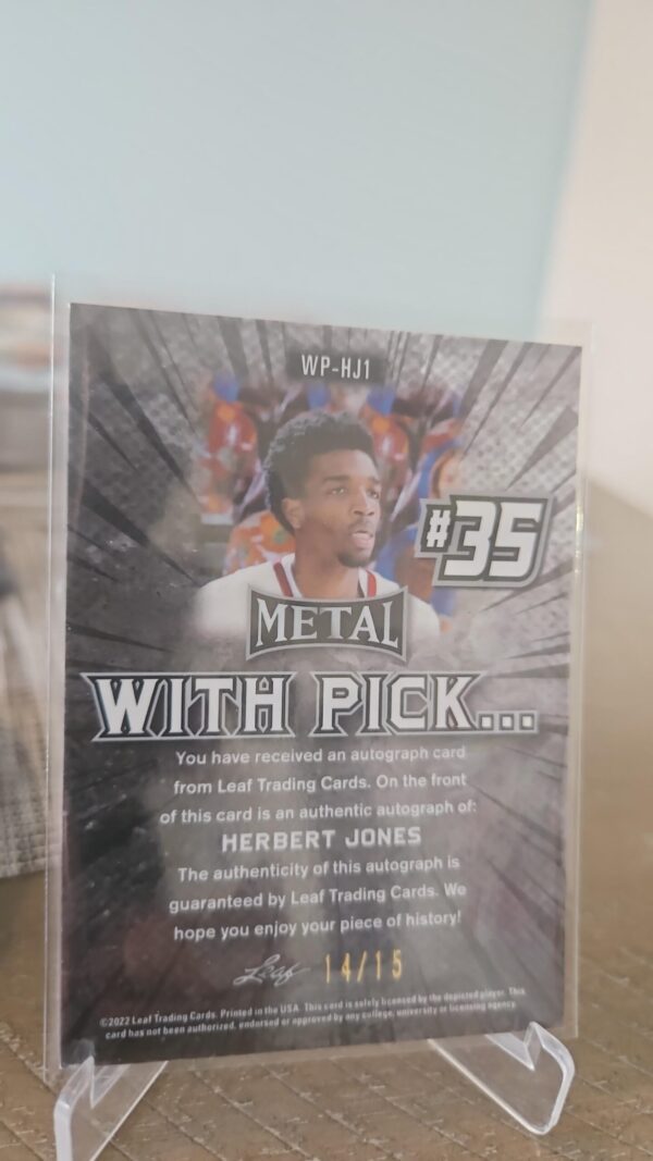 2021-22 Leaf Metal With Pick#35 Auto Pink Wave /15 Herbert Jones Rookie Auto RC - Image 2