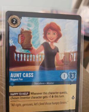 Aunt Cass Biggest Fan 138/204 Azurite Sea common Sapphire character non-foil NM