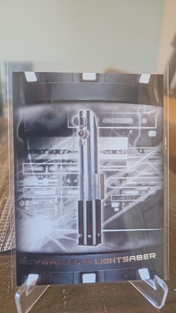 Star Wars Last Jedi Series 2 ITEMS ARTIFACTS Insert #IA-1 SKYWALKER'S LIGHTSABER