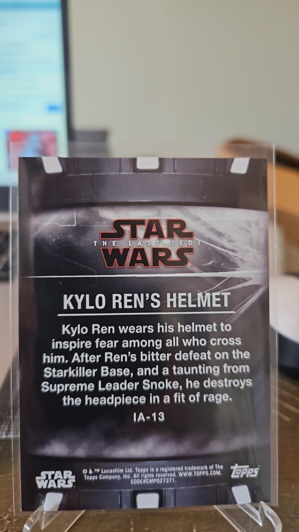 Kylo Ren's Helmet - 2018 The Last Jedi Series 2 Artifacts Insert Card # IA-13 - Image 2