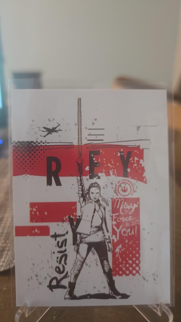 2017 Star Wars The Last Jedi Series 1 Card Resist! Insert #R-2 Rey