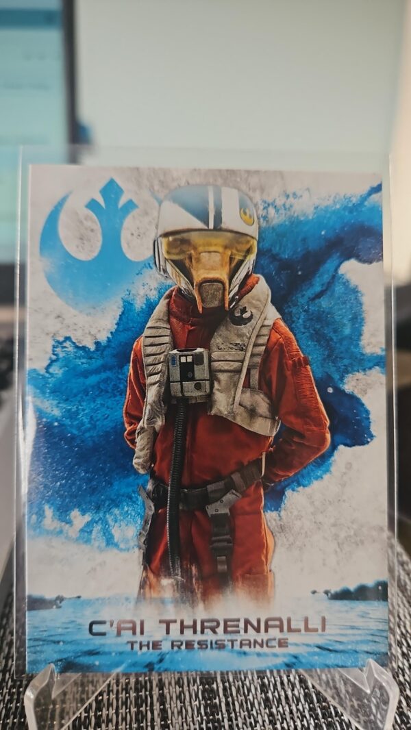 2018 Star Wars: The Last Jedi Series II Leaders of Resistance C'ai Threnalli #rs-8