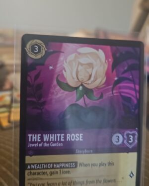 Disney Lorcana The White Rose - Jewel of the Garden #40 Azurite Sea Common
