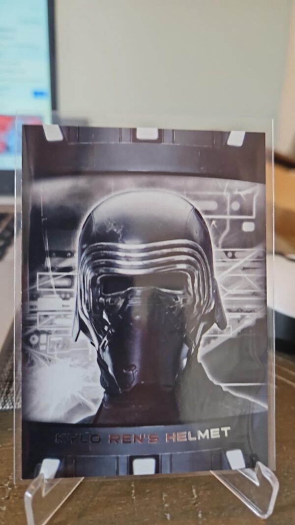 Kylo Ren's Helmet - 2018 The Last Jedi Series 2 Artifacts Insert Card # IA-13