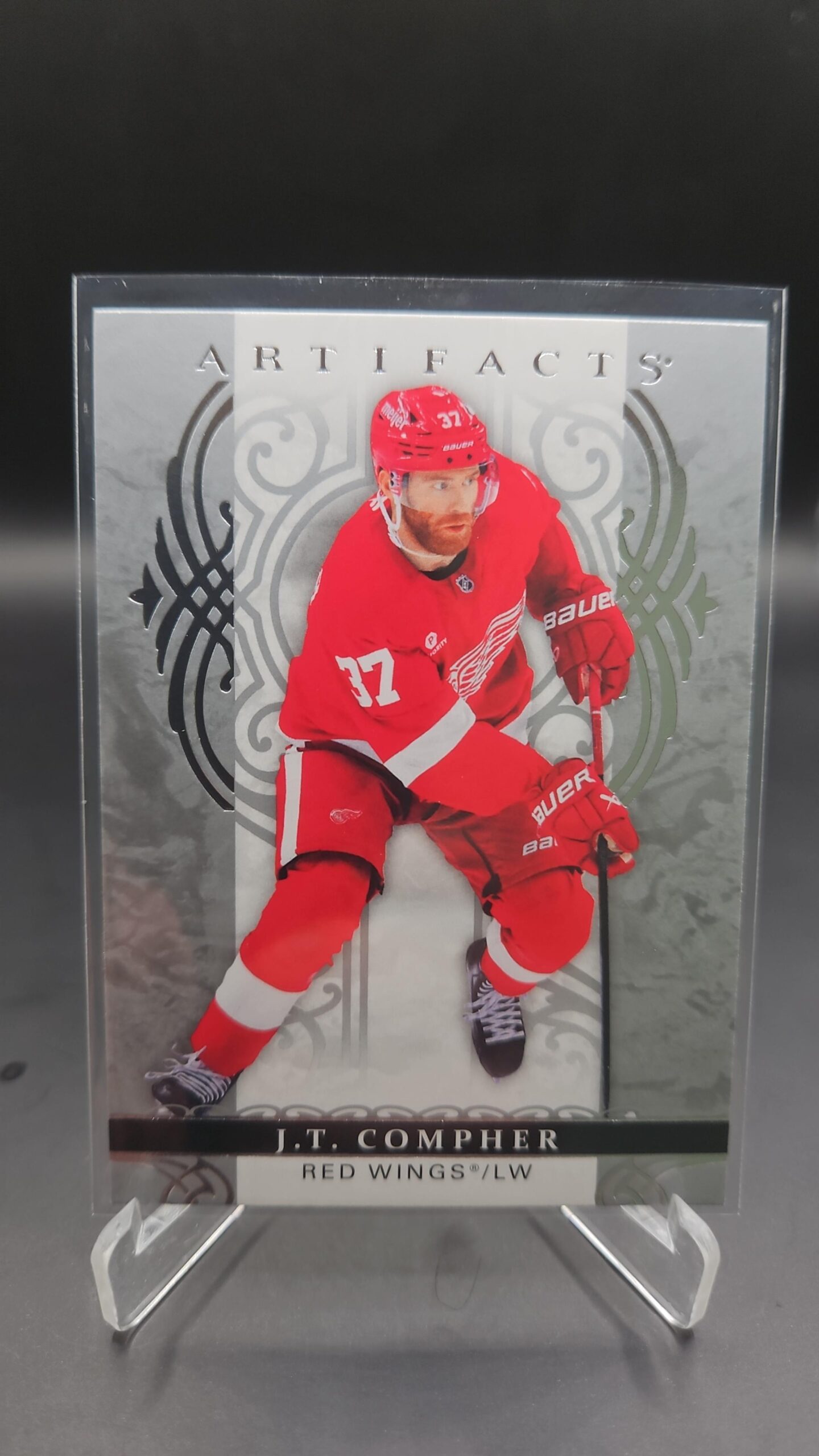J.T. Compher 2026‑27 Artifacts base card #67 Detroit Red Wings.