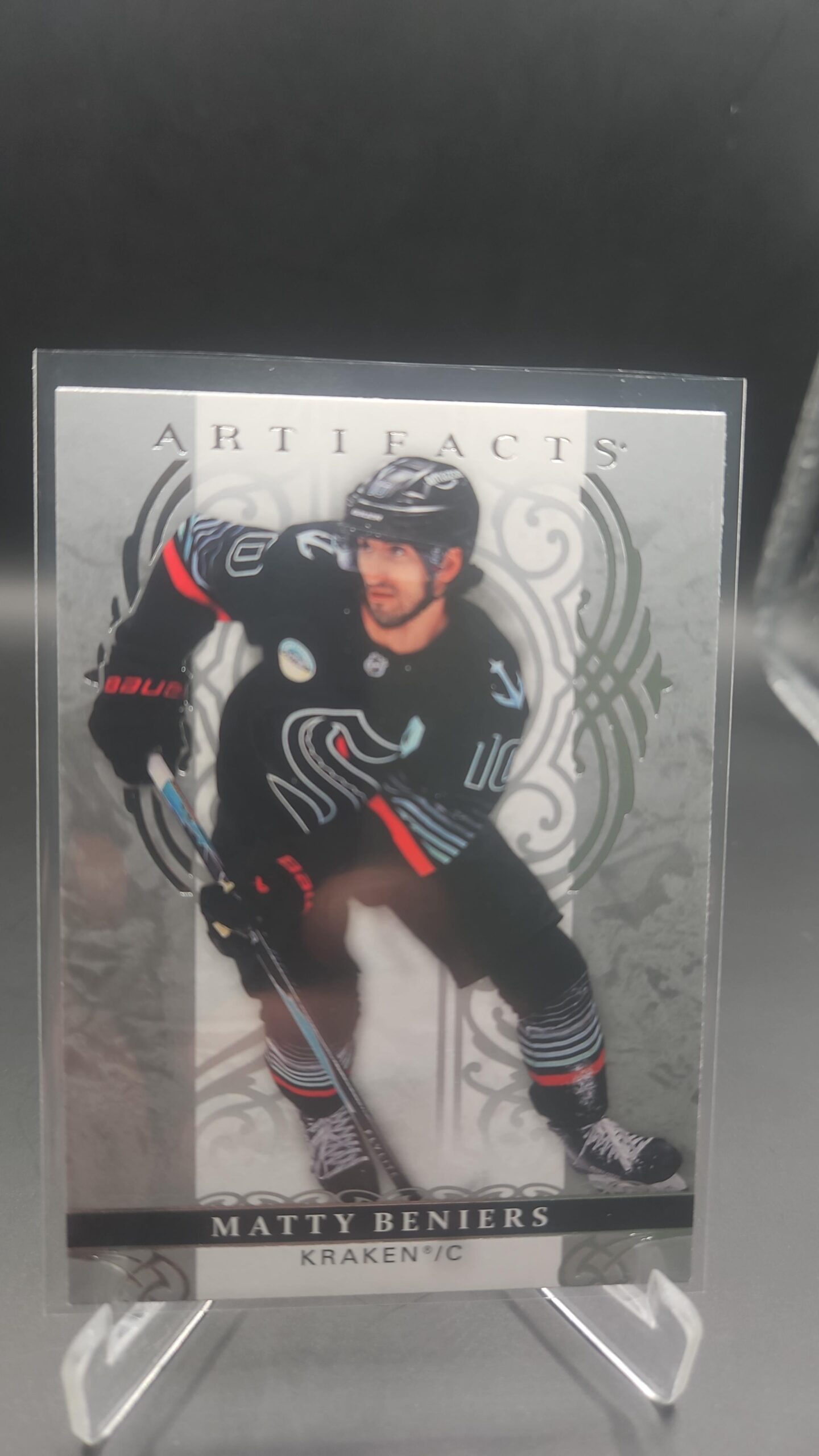Matty Beniers 2026‑27 Artifacts base card #84 Seattle Kraken.
