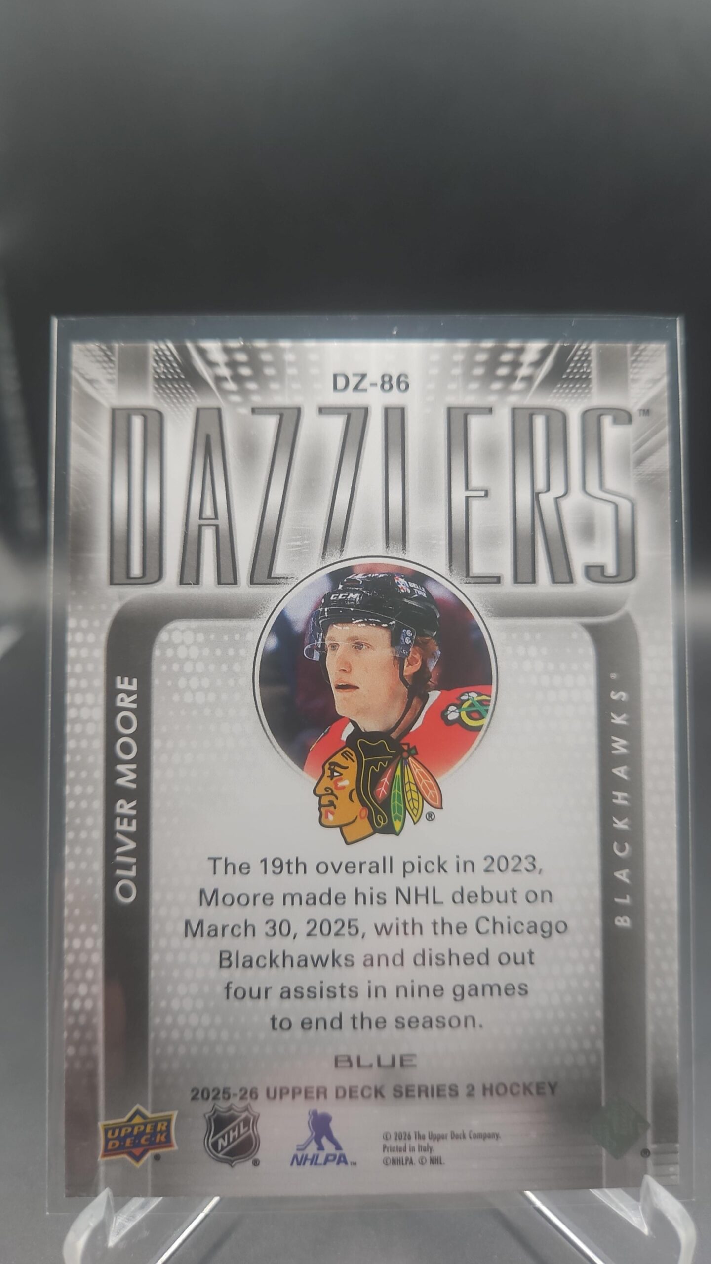 2025-26 Upper Deck Dazzlers Blue Rookie Oliver Moore #DZ86 Chicago Blackhawks - Image 2